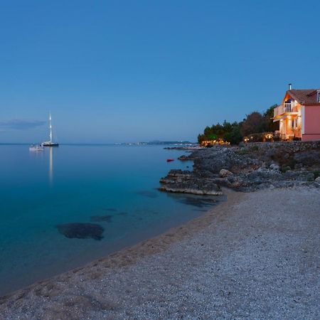 Blue Sea Cottage Agios Nikolaos  Exteriör bild